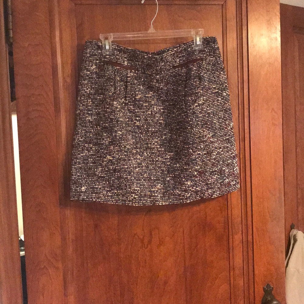 Navy burgundy and white tweed skirt